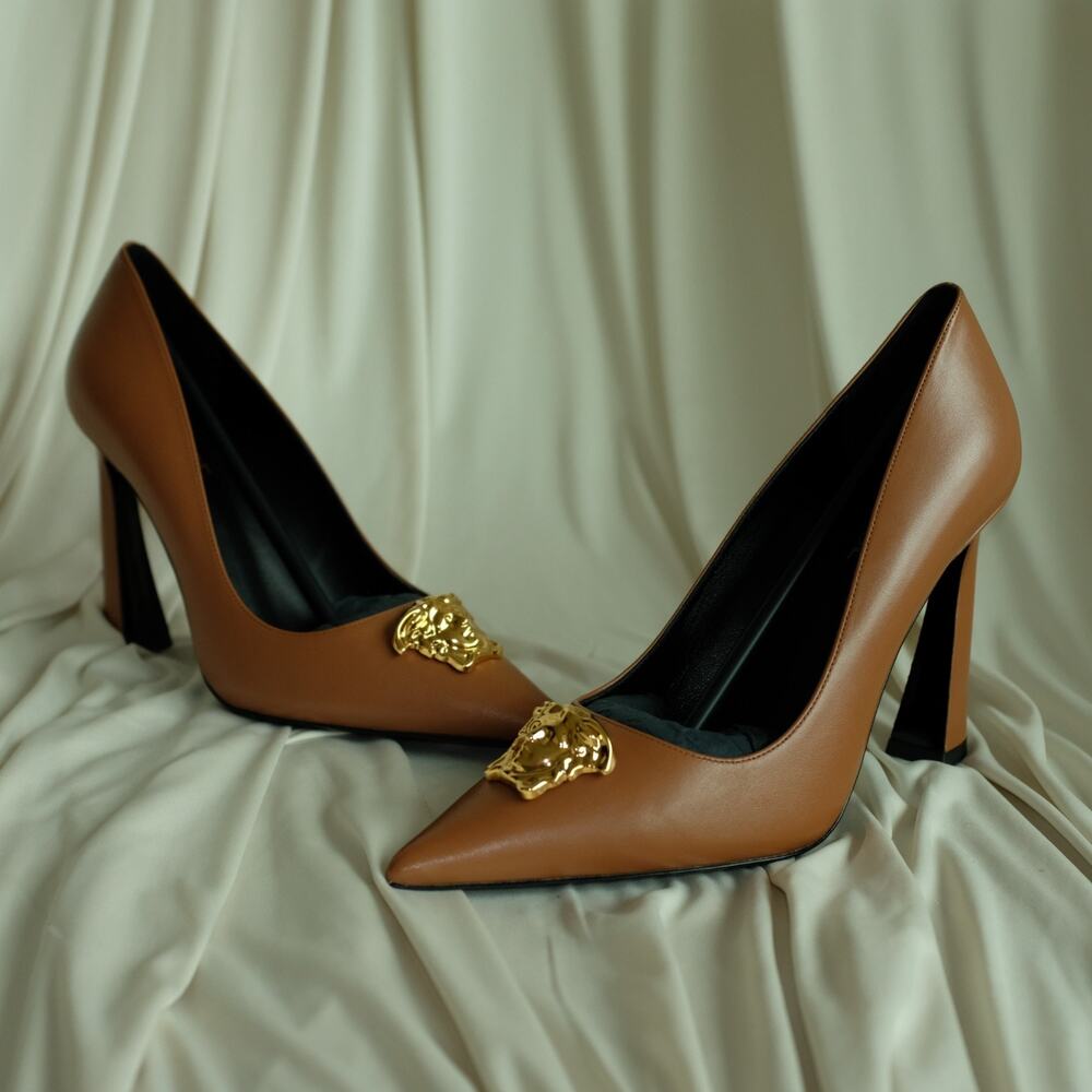 Versace Brown Leather Medusa Logo Pumps - Gold Hardware, EU 38 / US 7.5